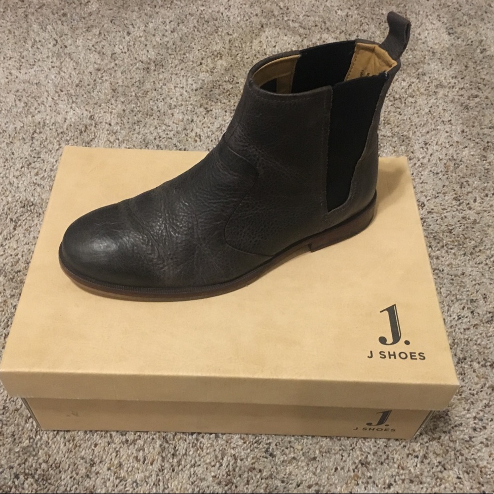 👞 J Shoes - Womens size 9 Paloma boots